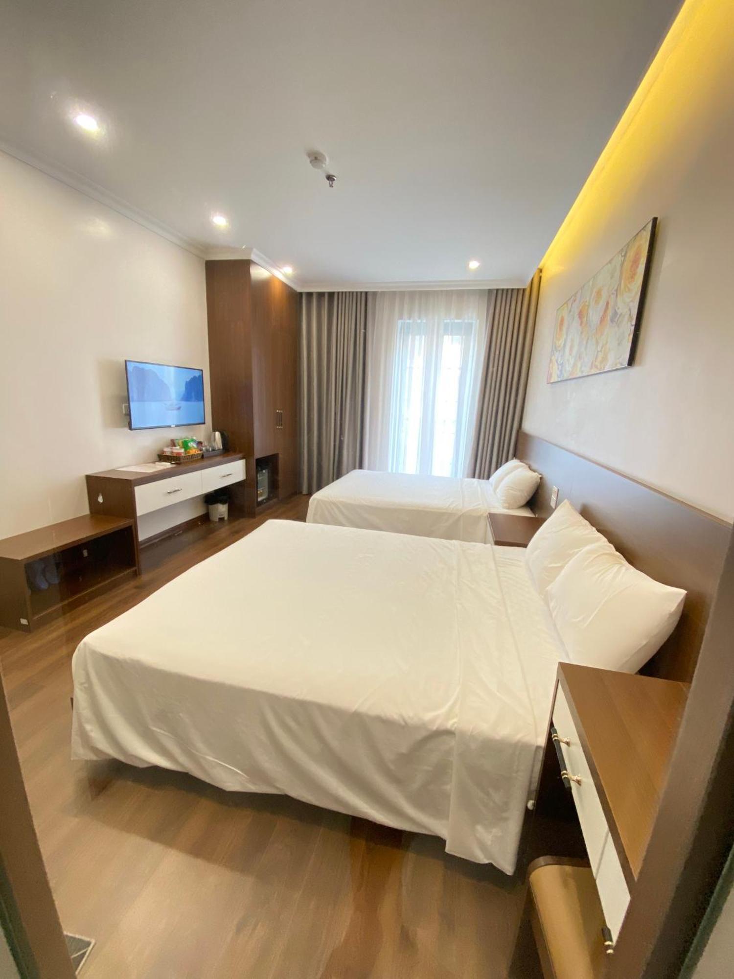 Moonlight Hotel ฮาลอง ภายนอก รูปภาพ